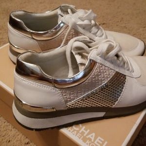REALLY NICE MICHEAL KORS,,, TRAINERS
